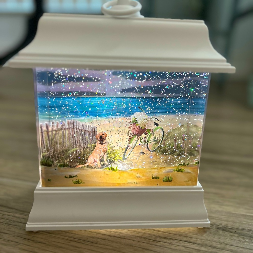 Beach Themed Glitter Globe